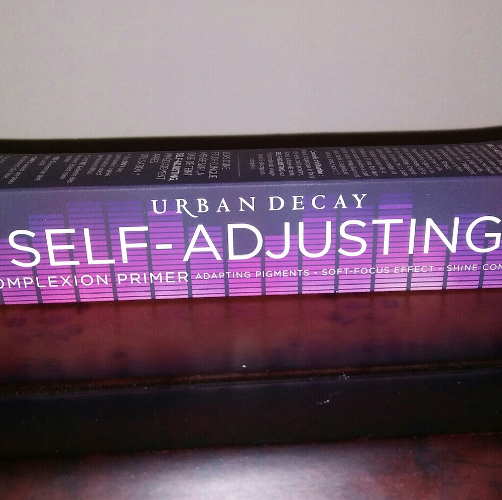 Urban Decay Self Adjusting Primer
